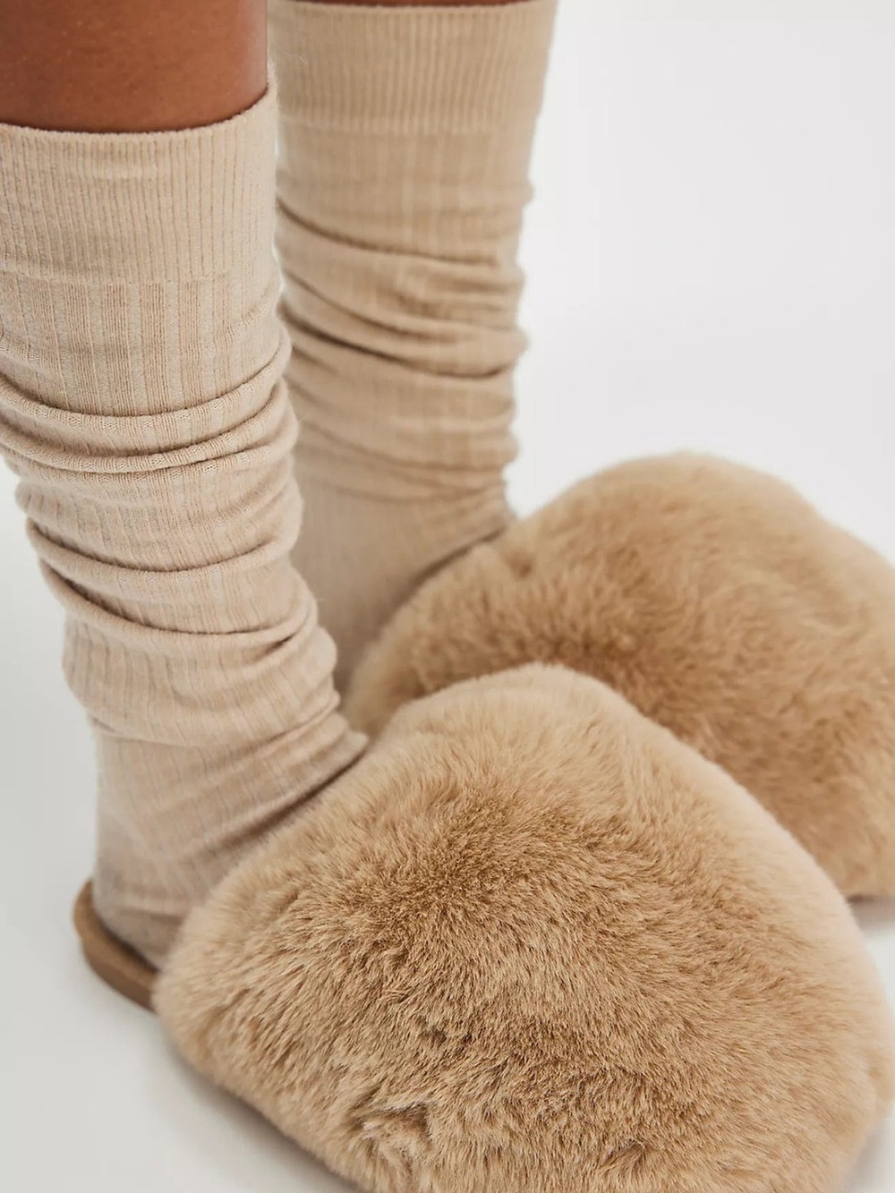 Free People Taupe Faux Fur Snowball Slipper - Taupe